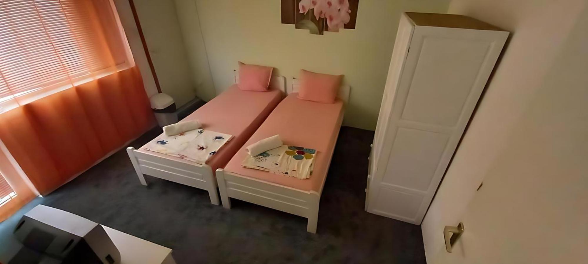 Guesthouse Flora Kiten  Eksteriør billede